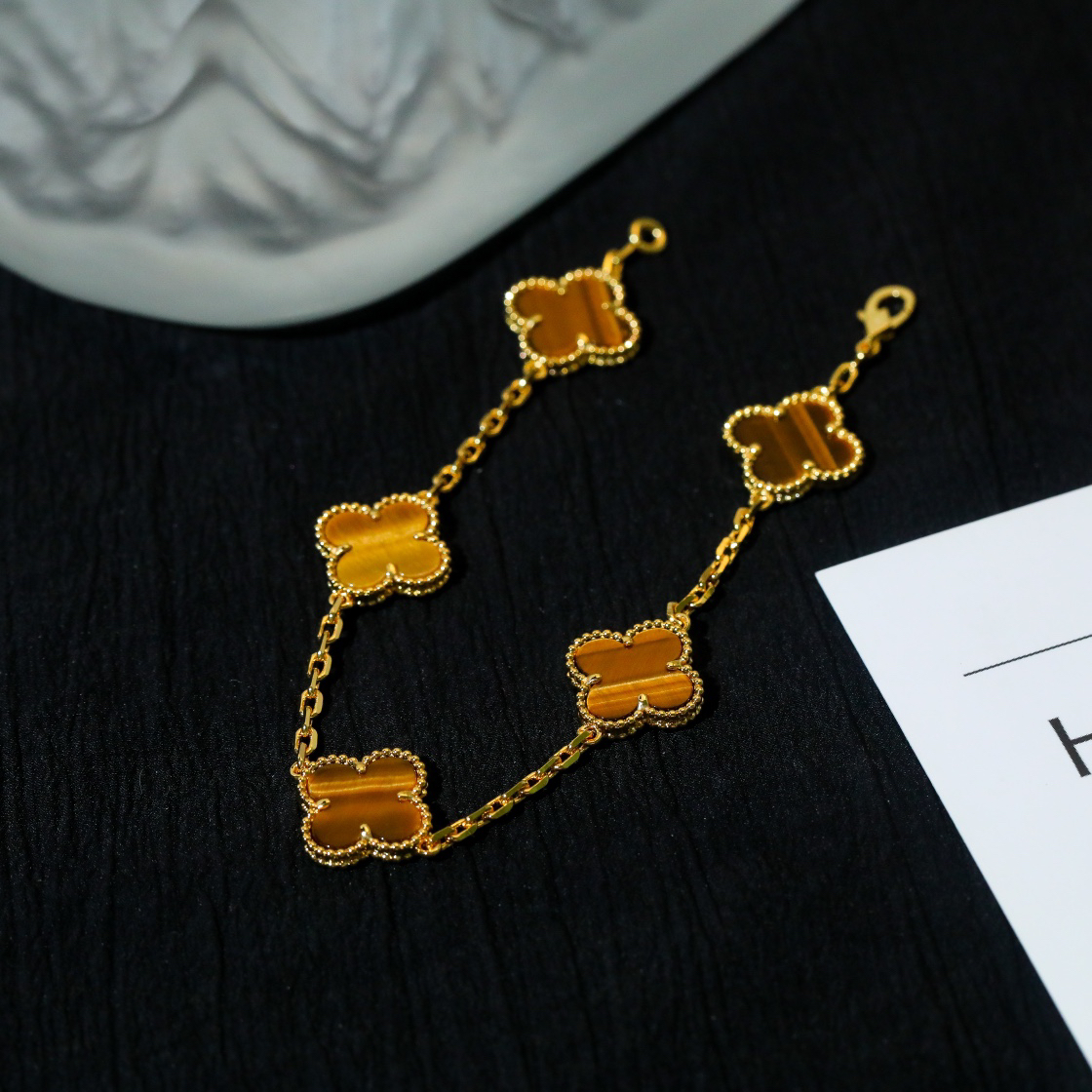 Van Cleef & Arpels Bracelet-42
