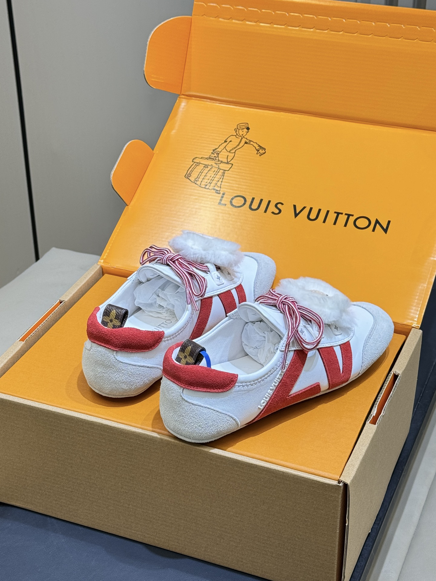 Lv Sneakers-231