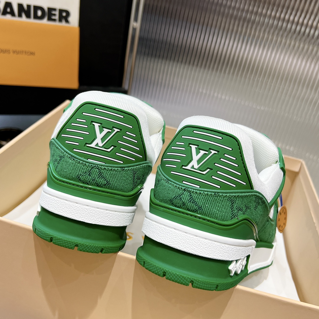 Lv Sneakers-53