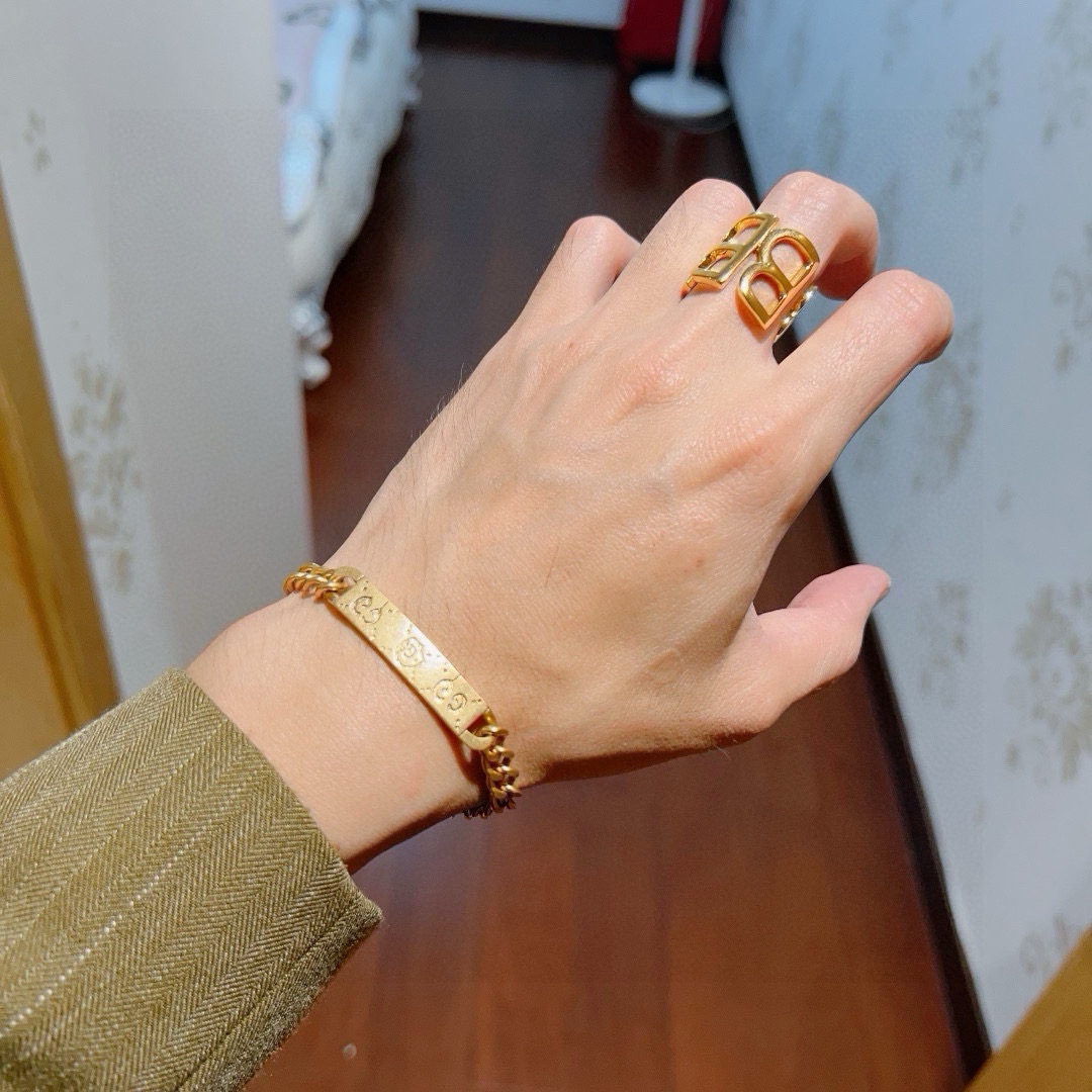 Balenciaga ring-41