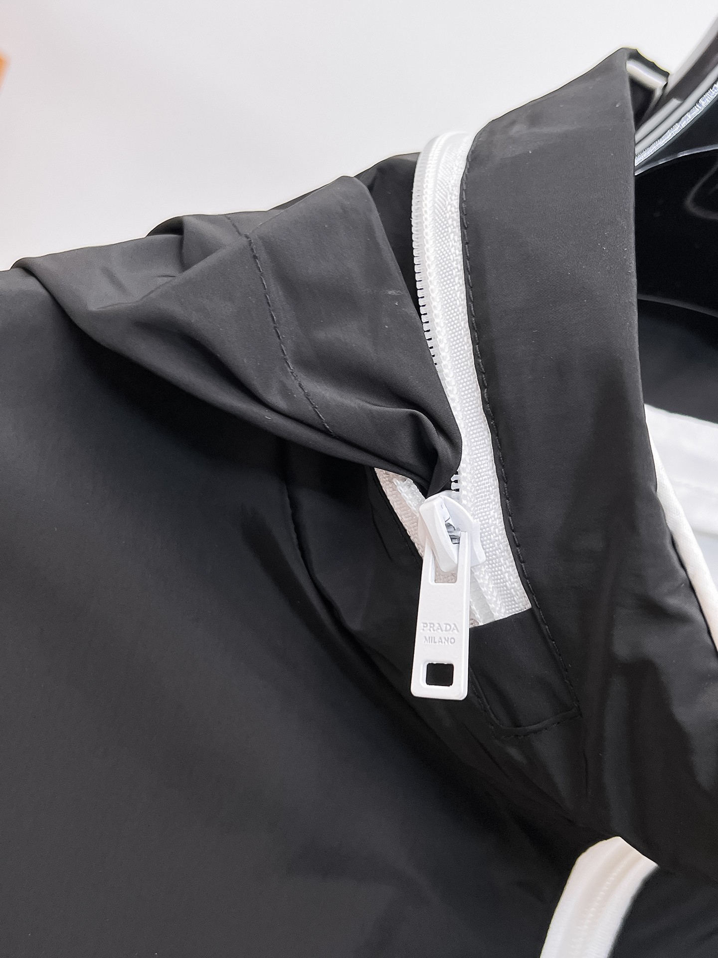 Prada Clothing-327