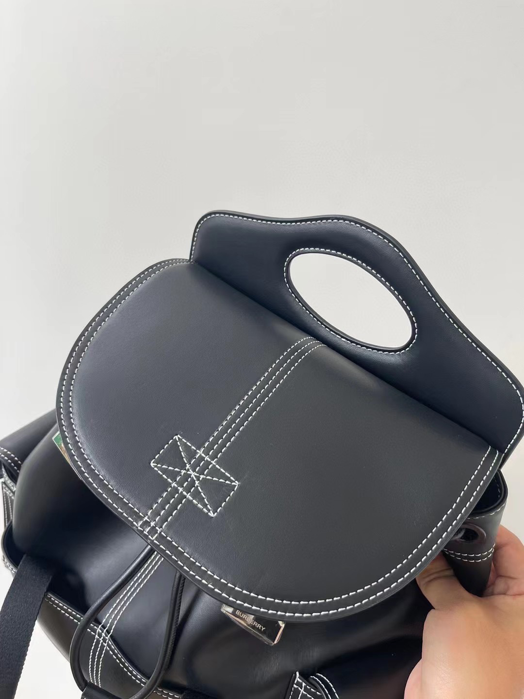 Burberry bag-127
