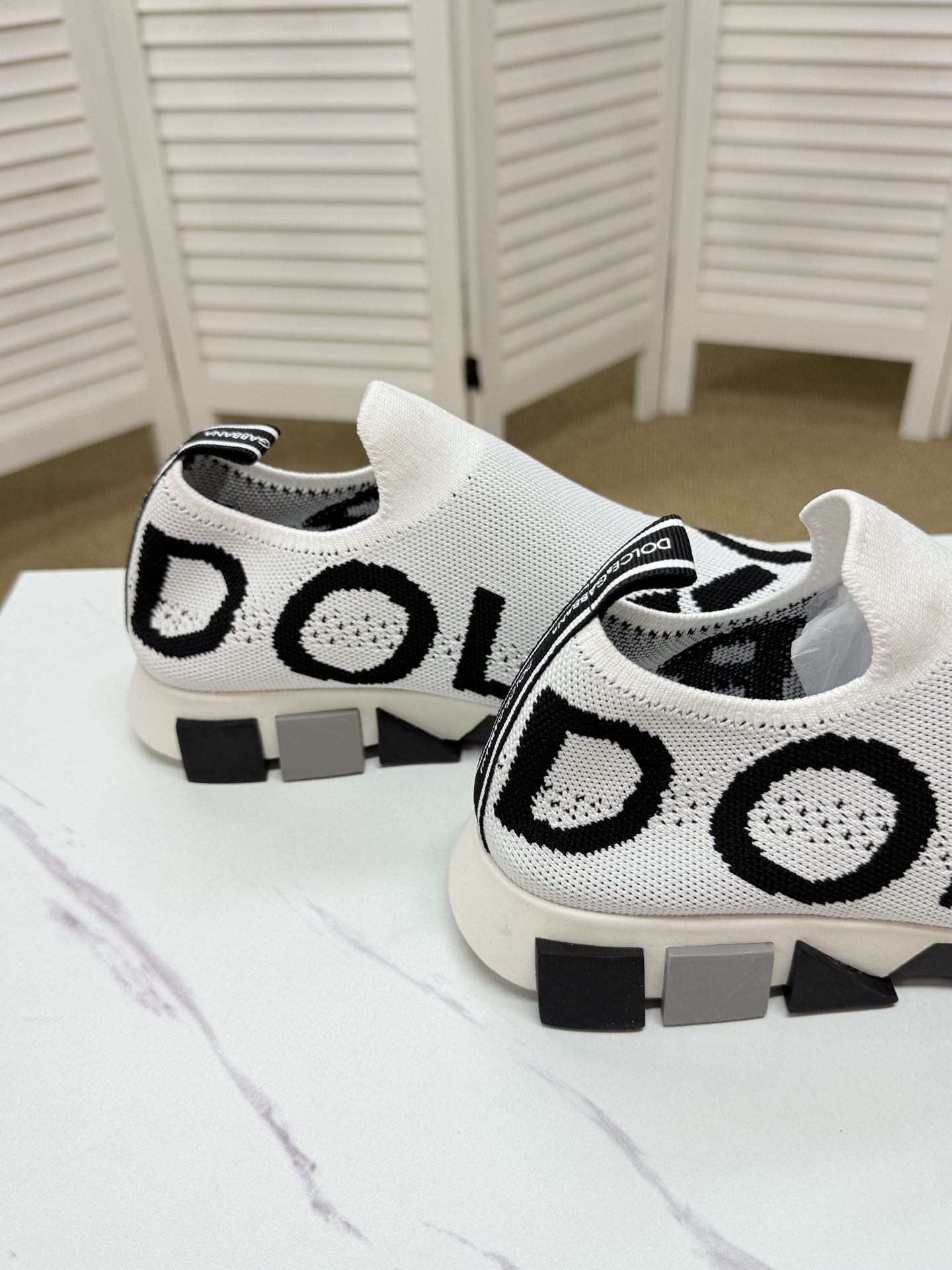 D&G Sneakers-132