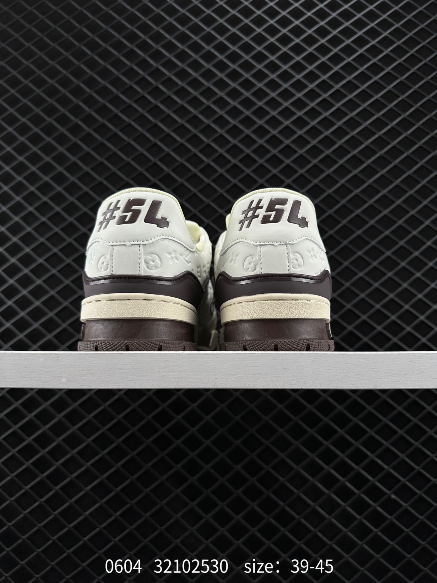Lv Sneakers-18
