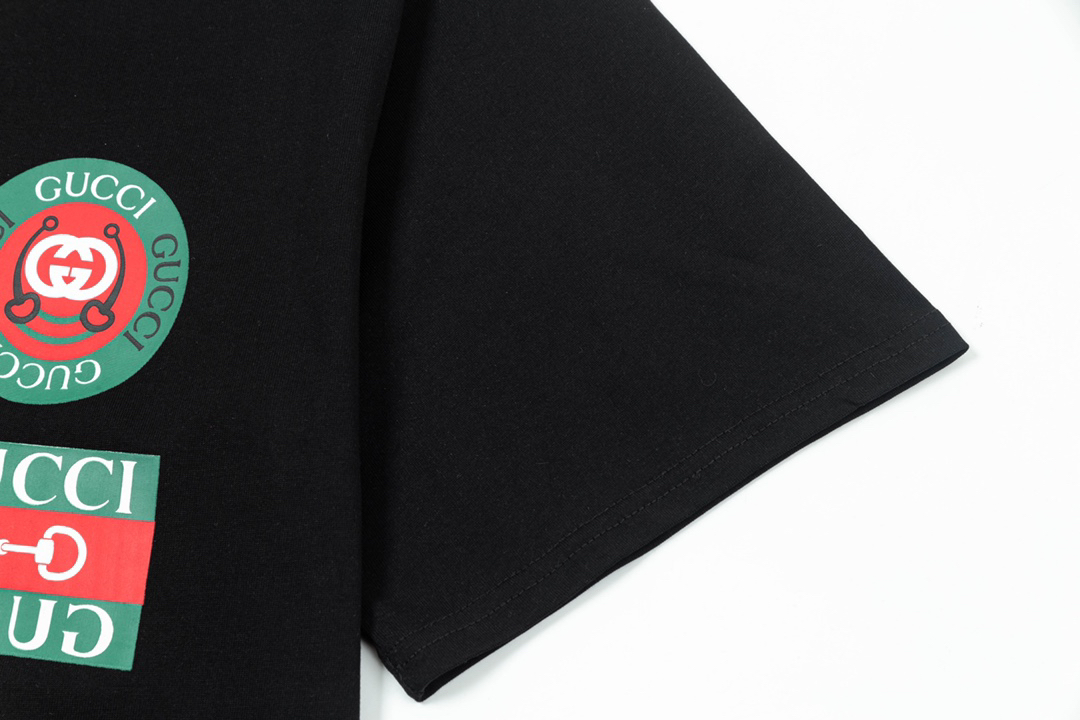 Gucci clothing-73