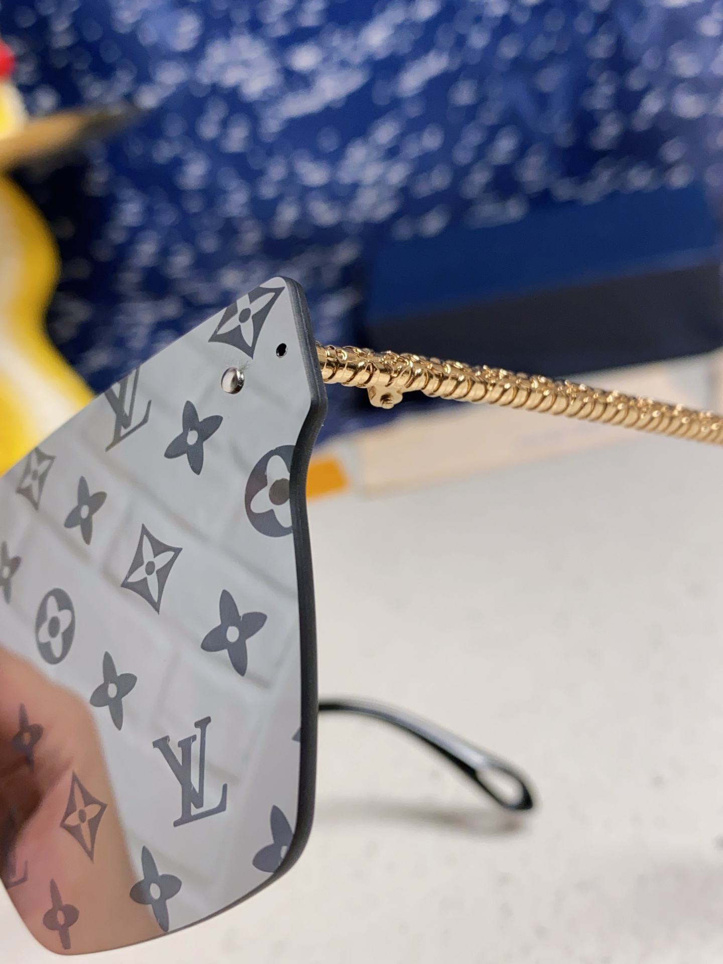 LV glasses-36