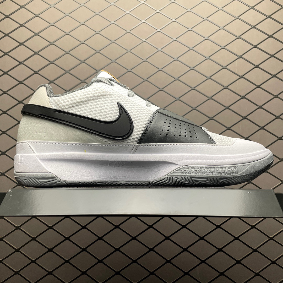 Nike Sneakers-100