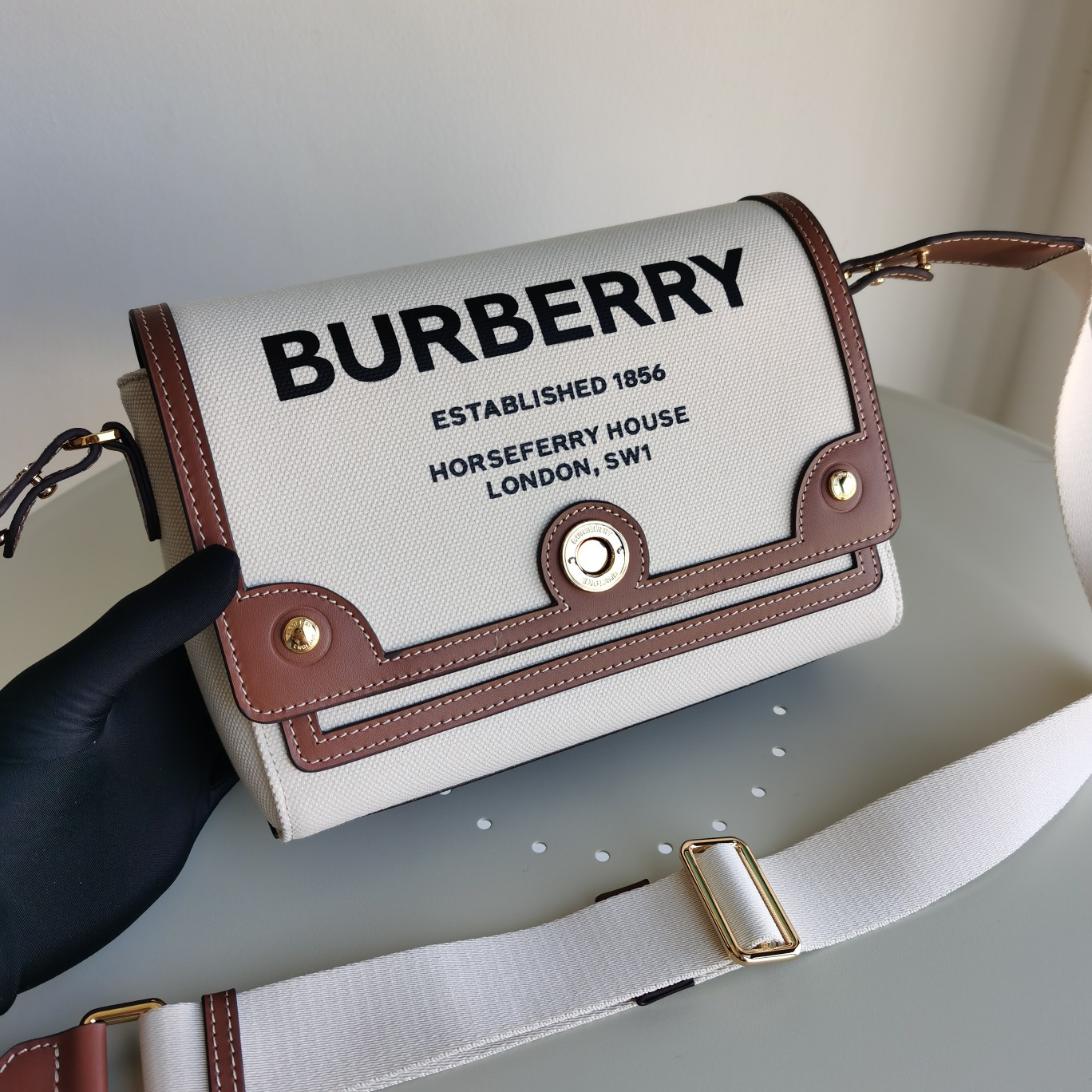Burberry bag-110