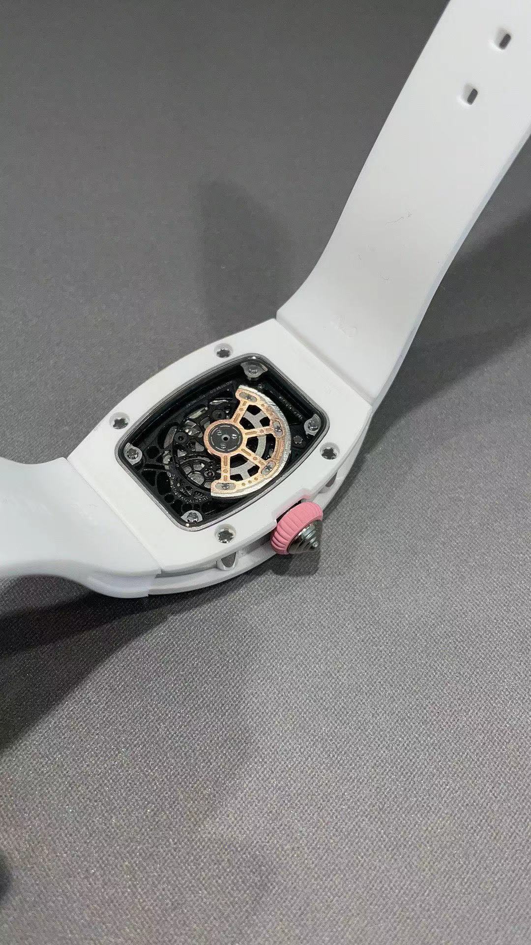 Watch 8