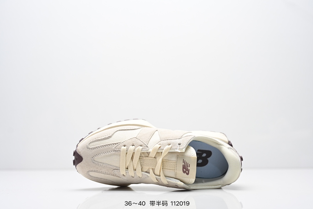 New Balance Sneakers-106