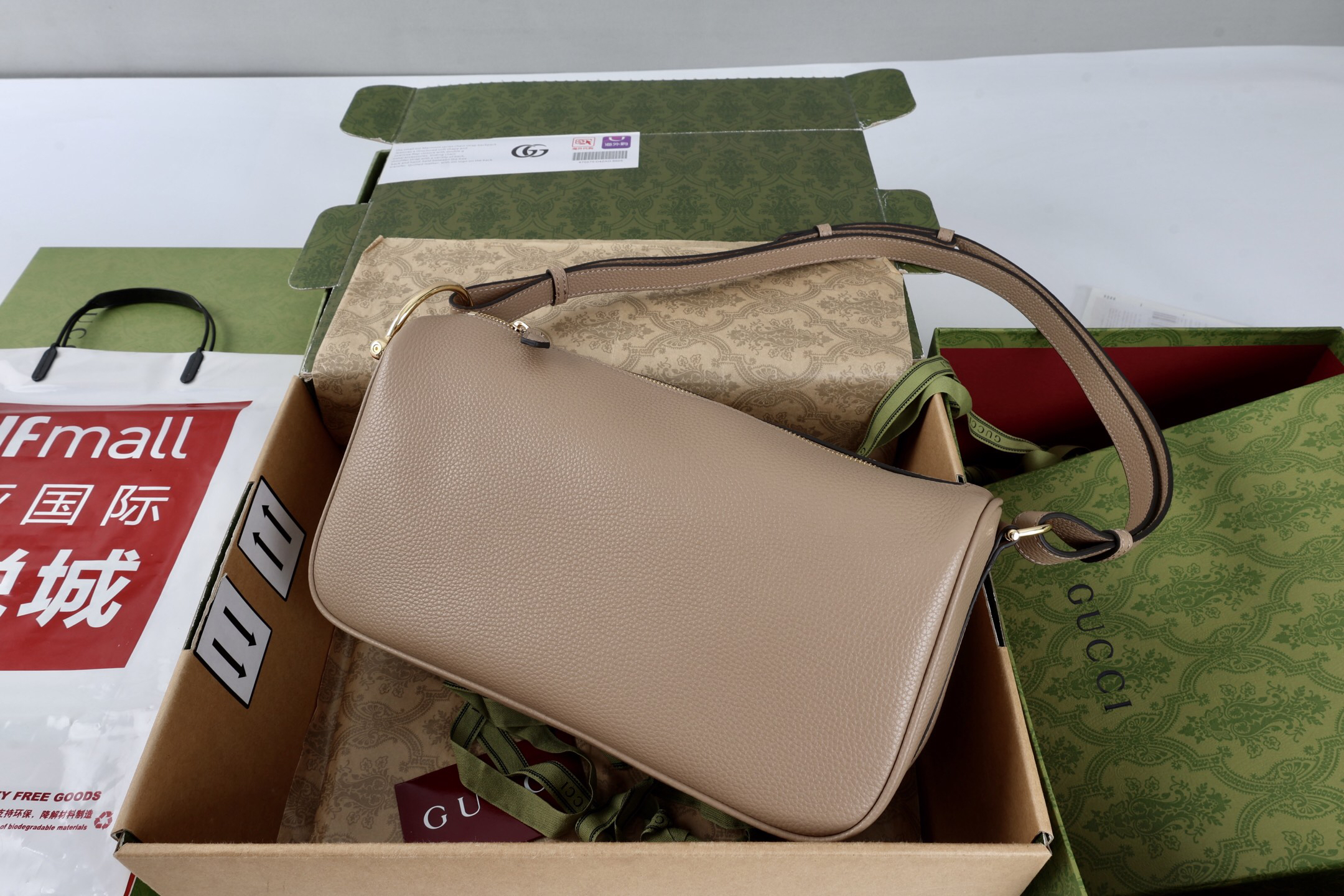 Gucci new bag-180