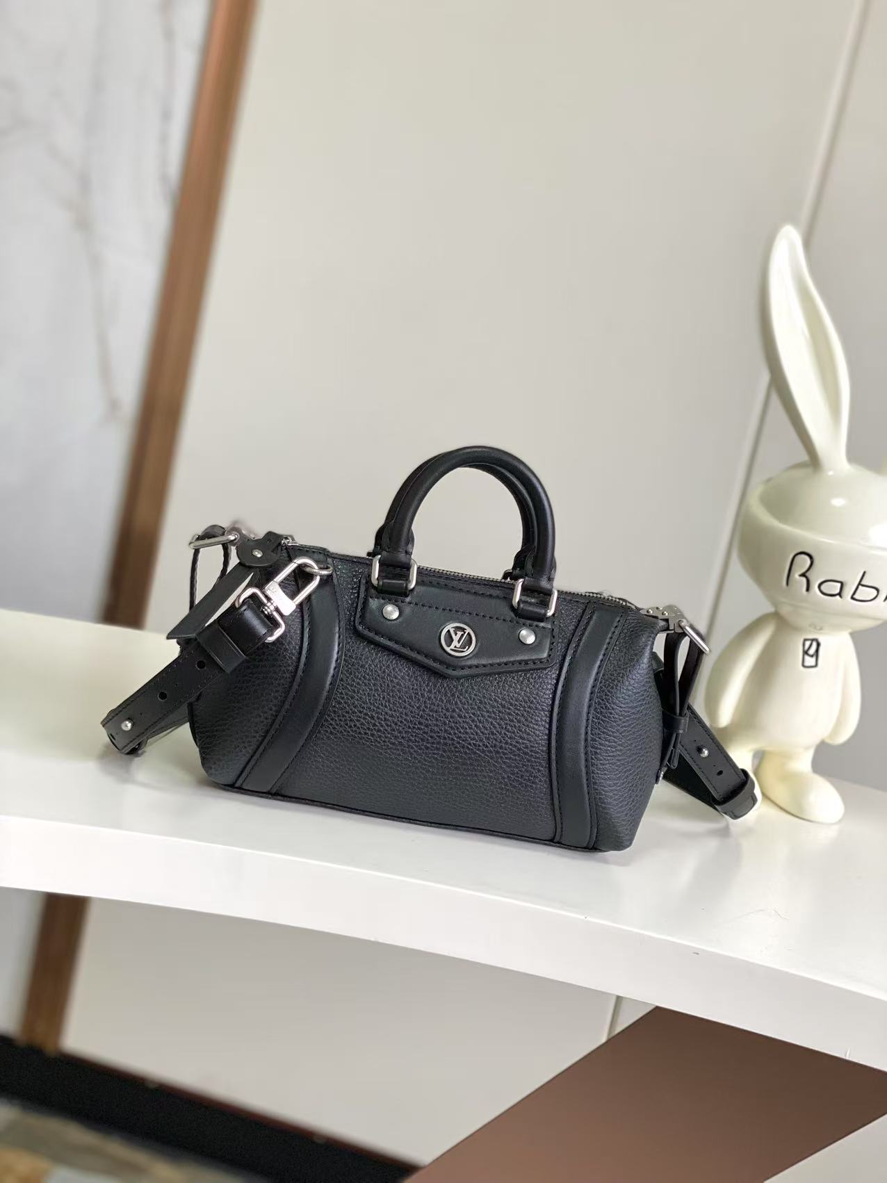 Louis Vuitton bag-182