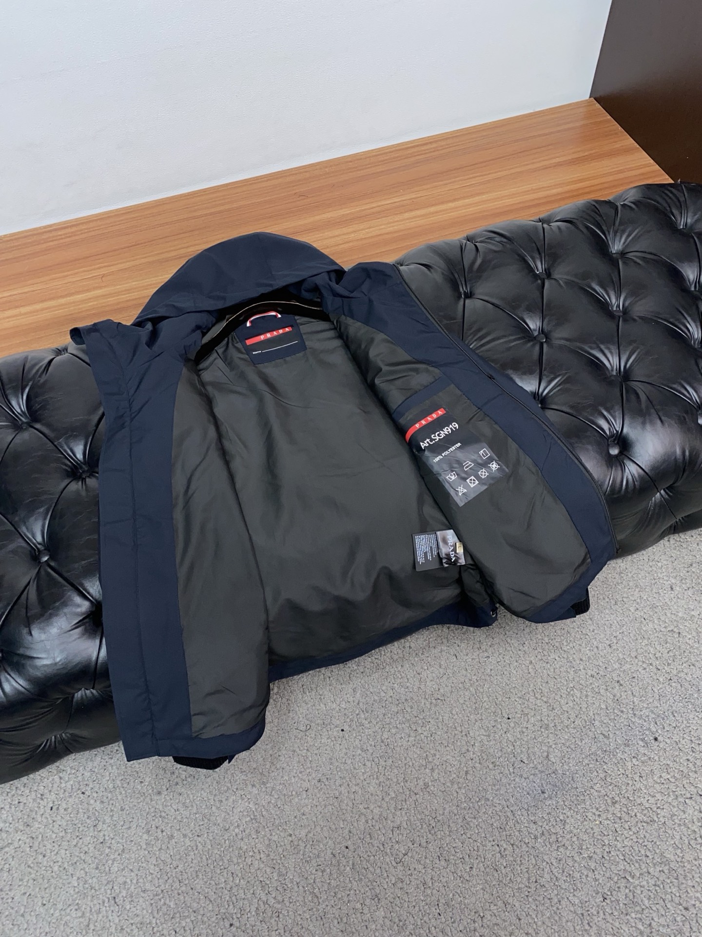 Prada Clothing-335