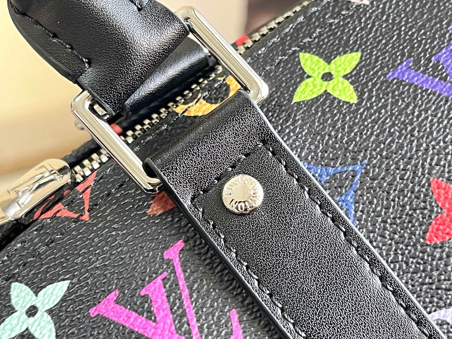 Louis Vuitton bag-183