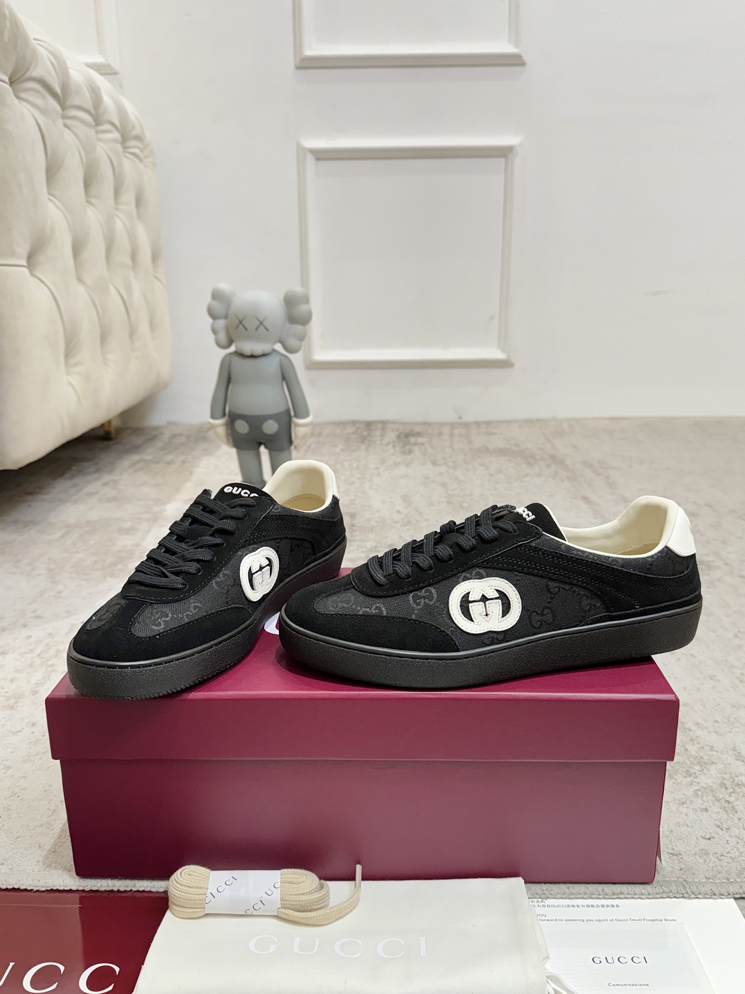 Gucci Sneakers-230