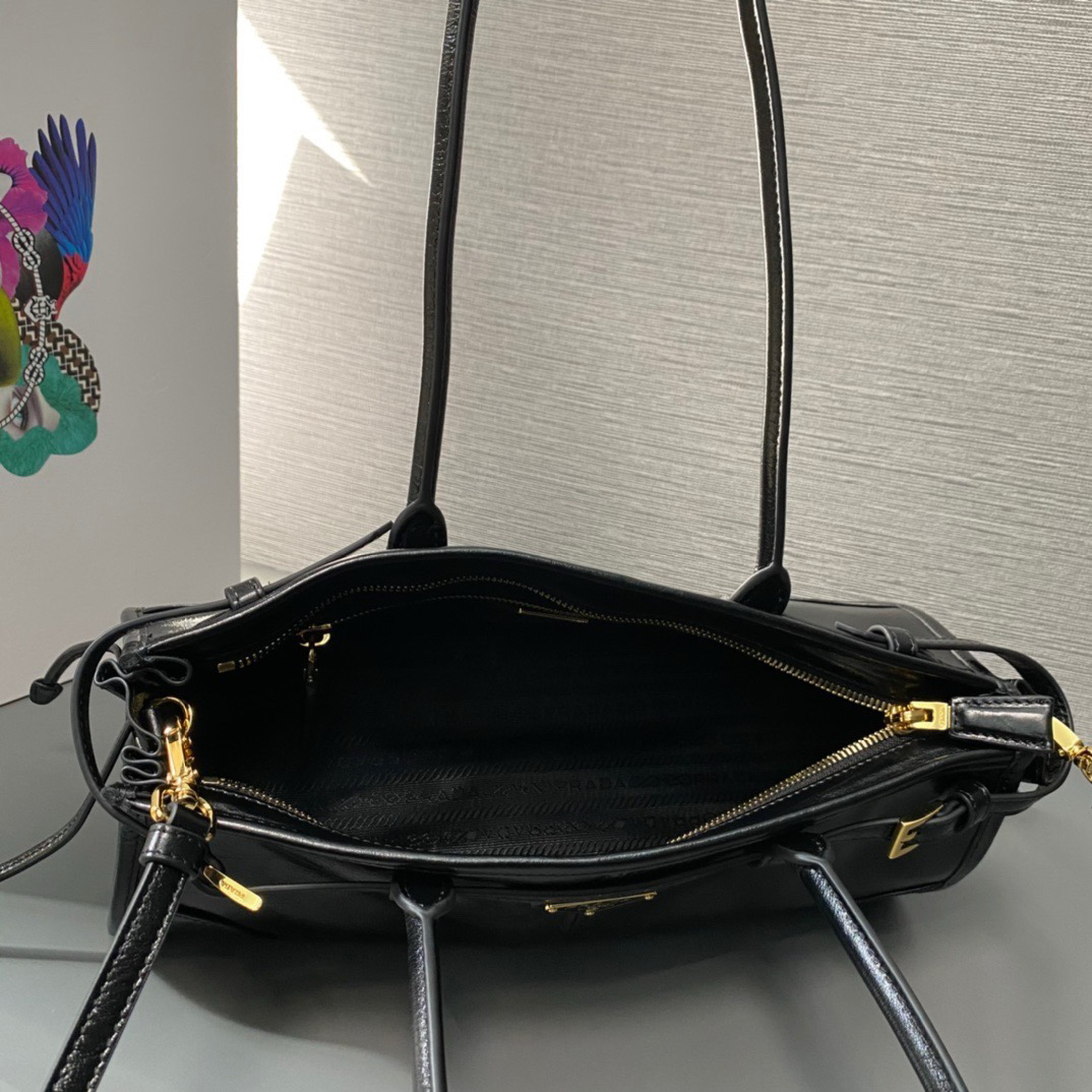 Prada bag-139