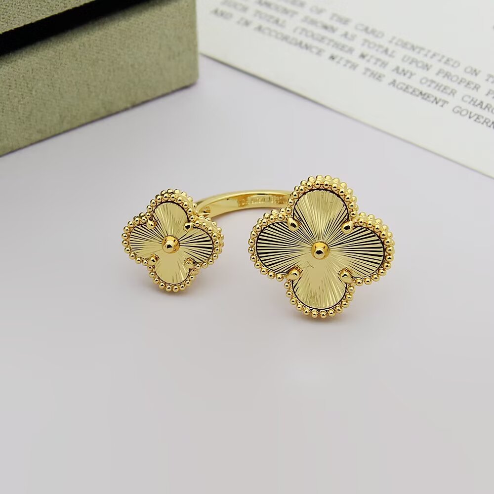 Van Cleef & Arpels ring-87