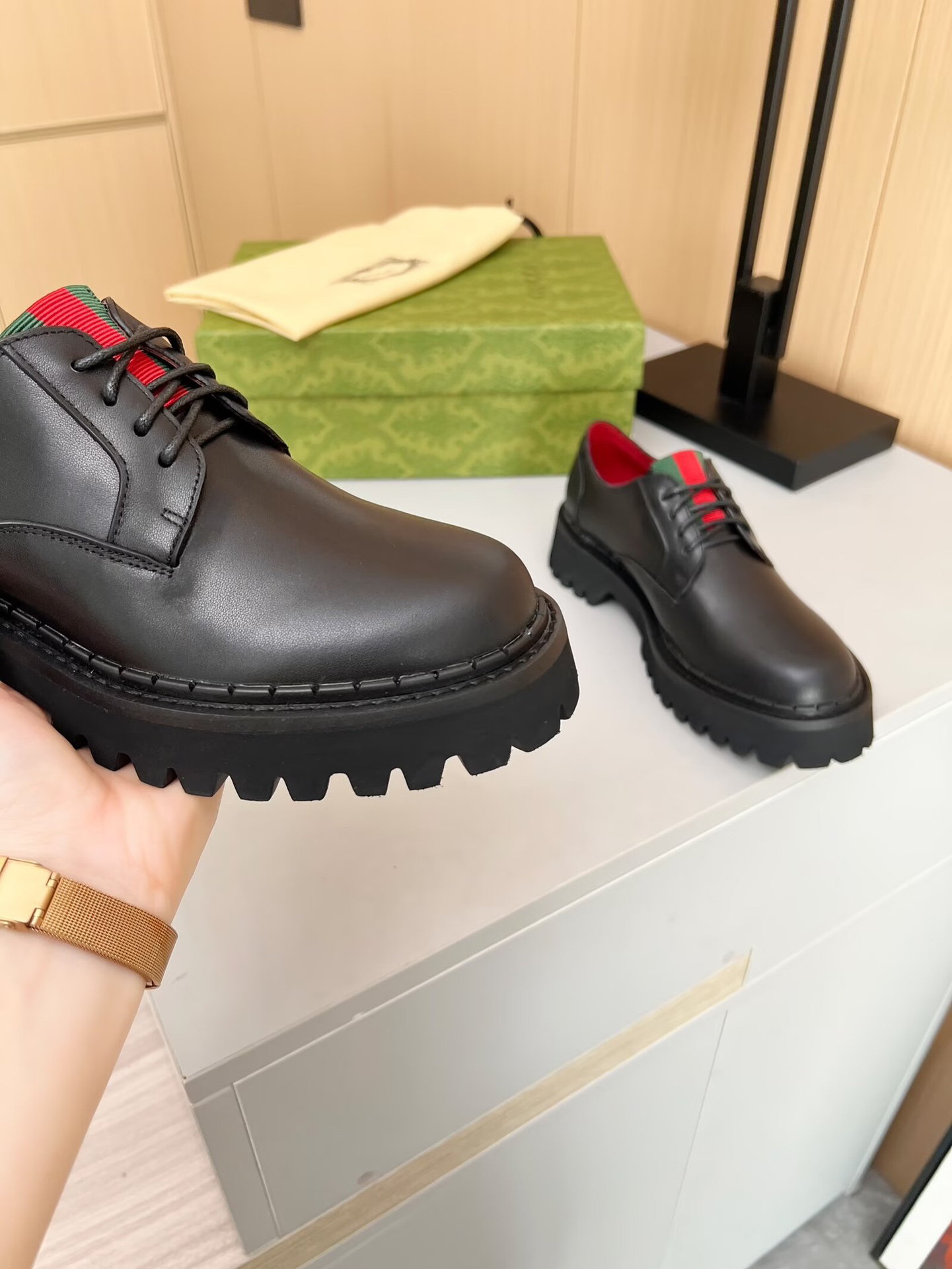 Gucci women's leather shoes-50