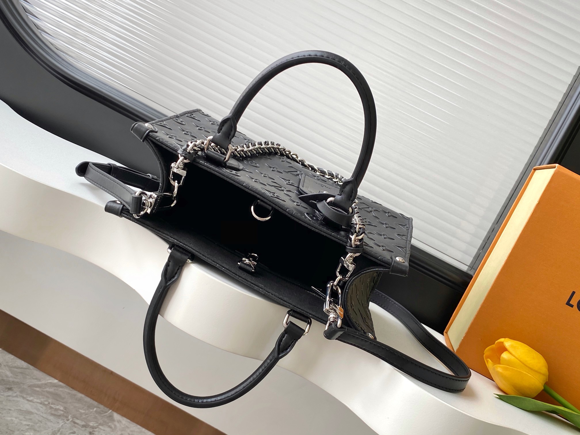 Louis Vuitton bag-207