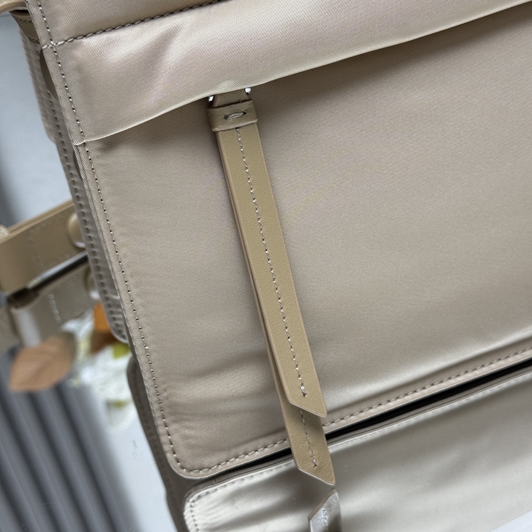 Prada bag-101