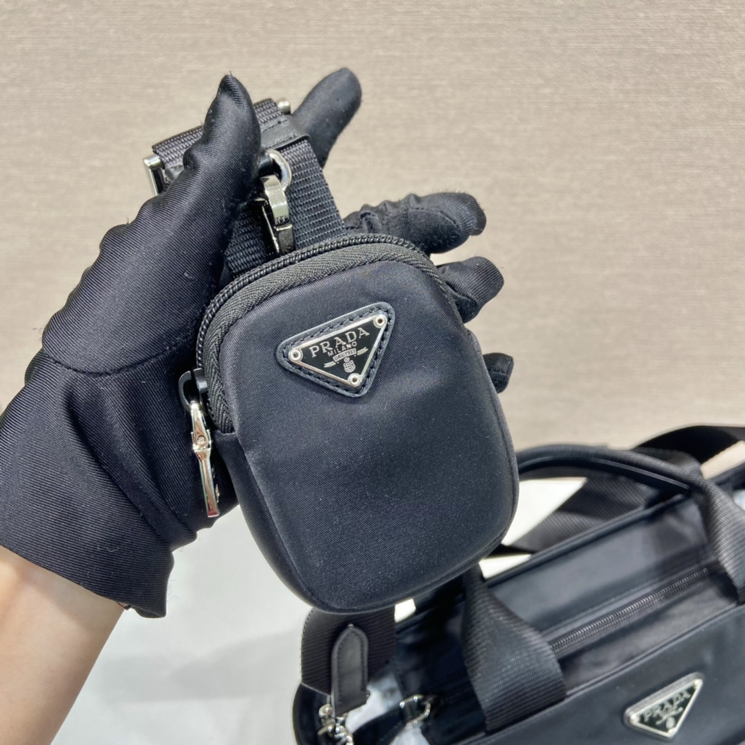 Prada bag-137