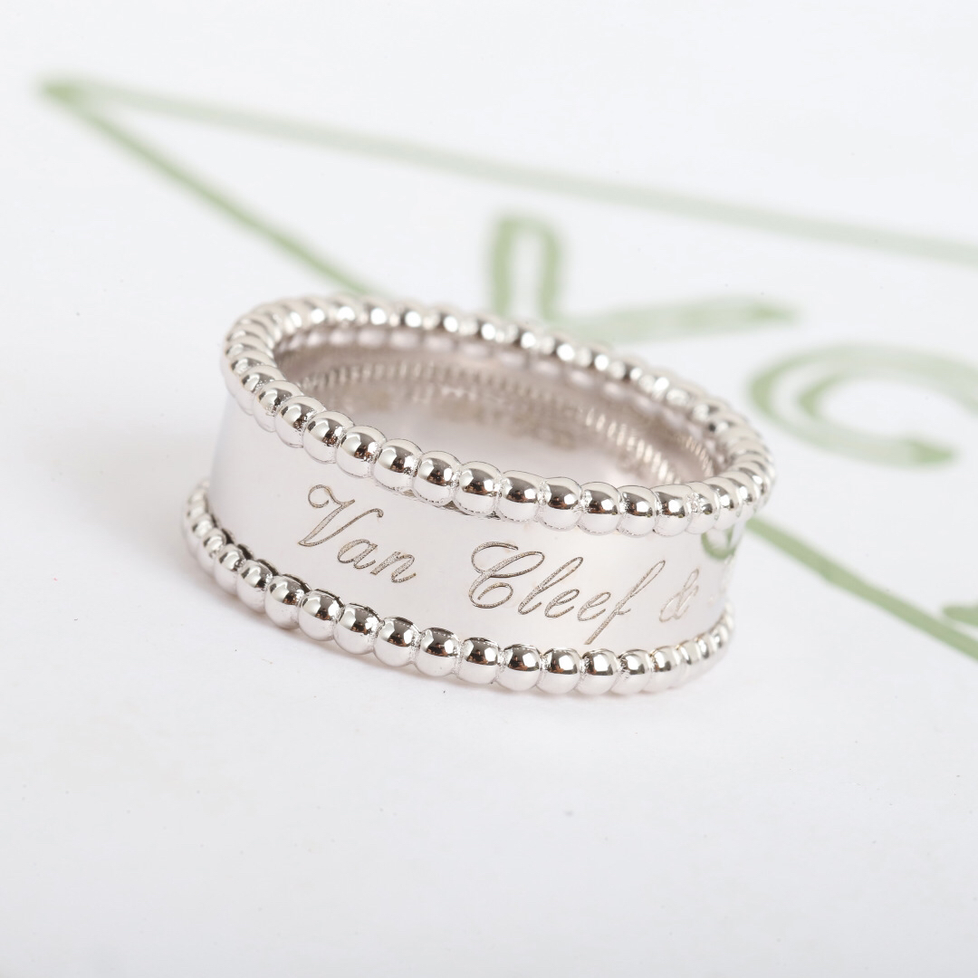 Van Cleef & Arpels ring-55