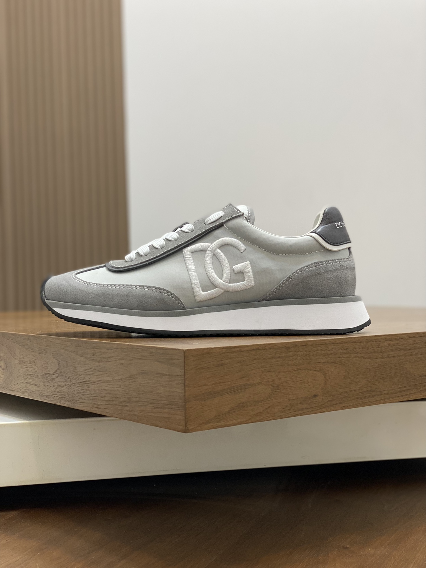 D&G Sneakers-121