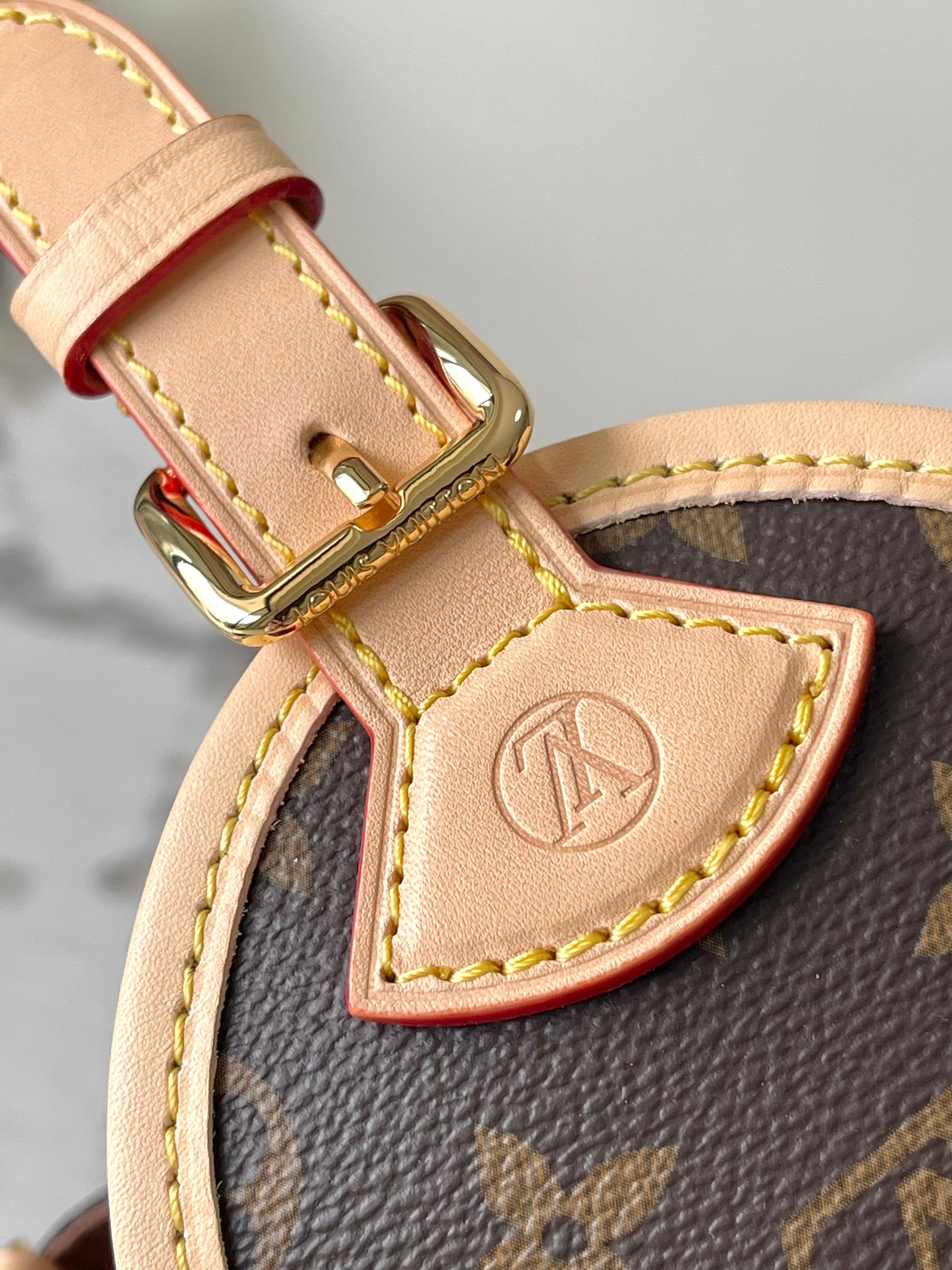 Louis Vuitton bag-86