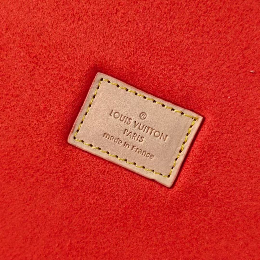 Louis Vuitton bag-155