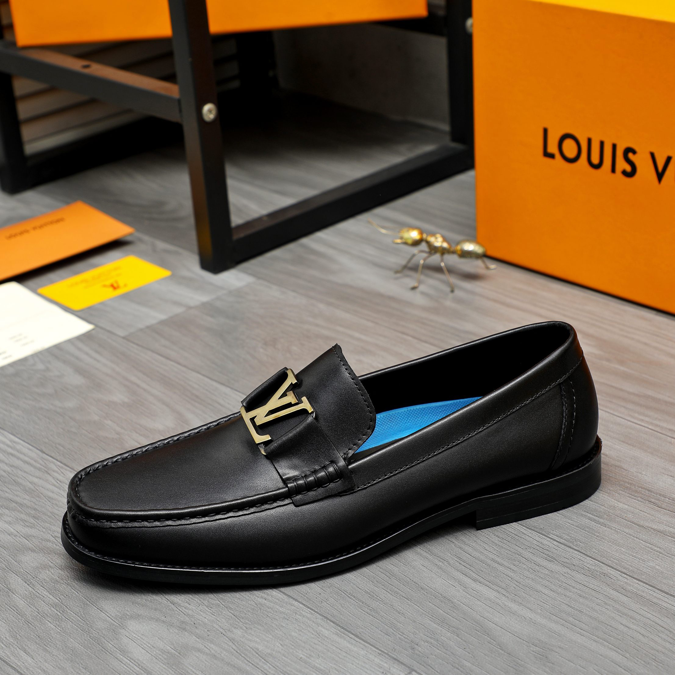 LV women's leather shoes-40