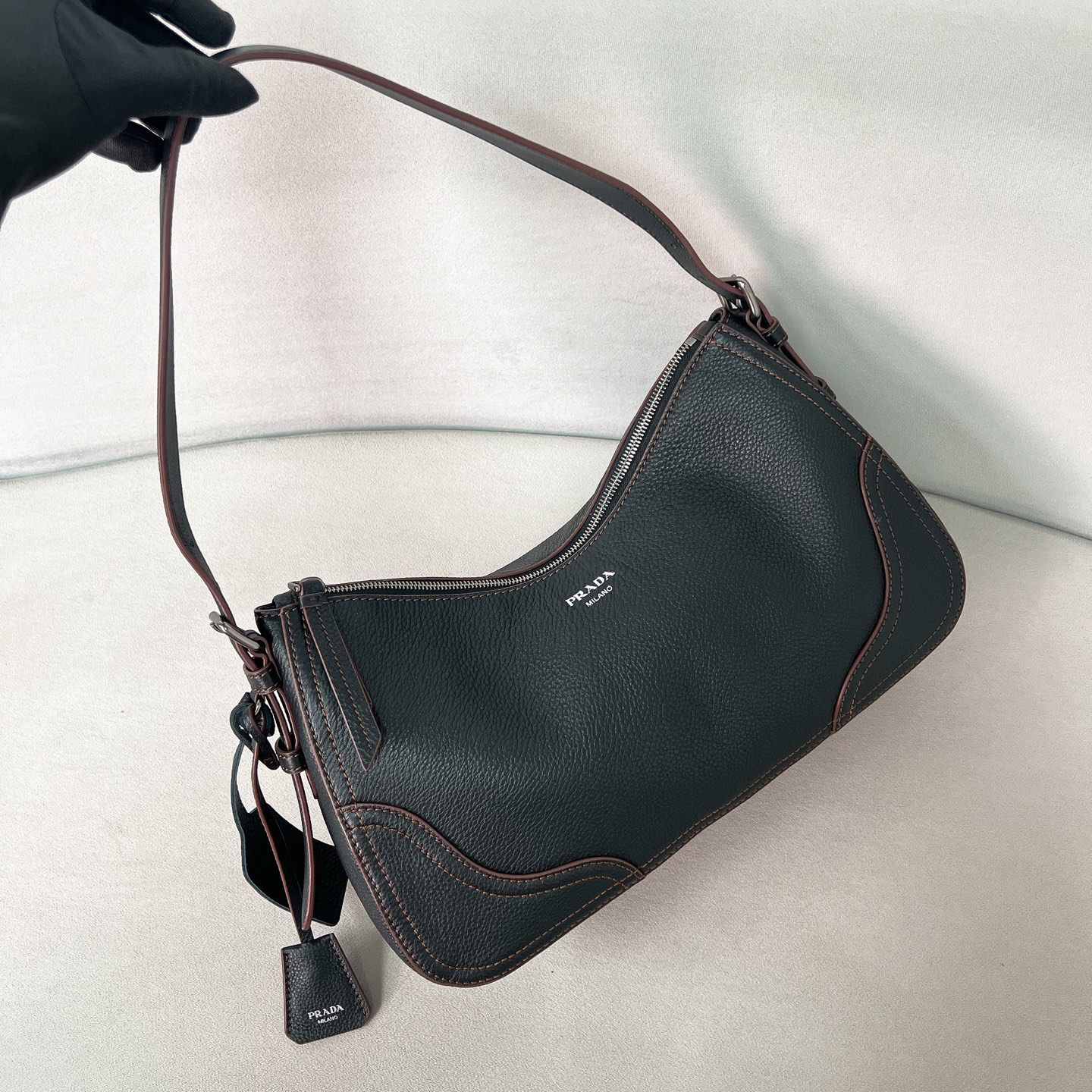 Prada bag-180