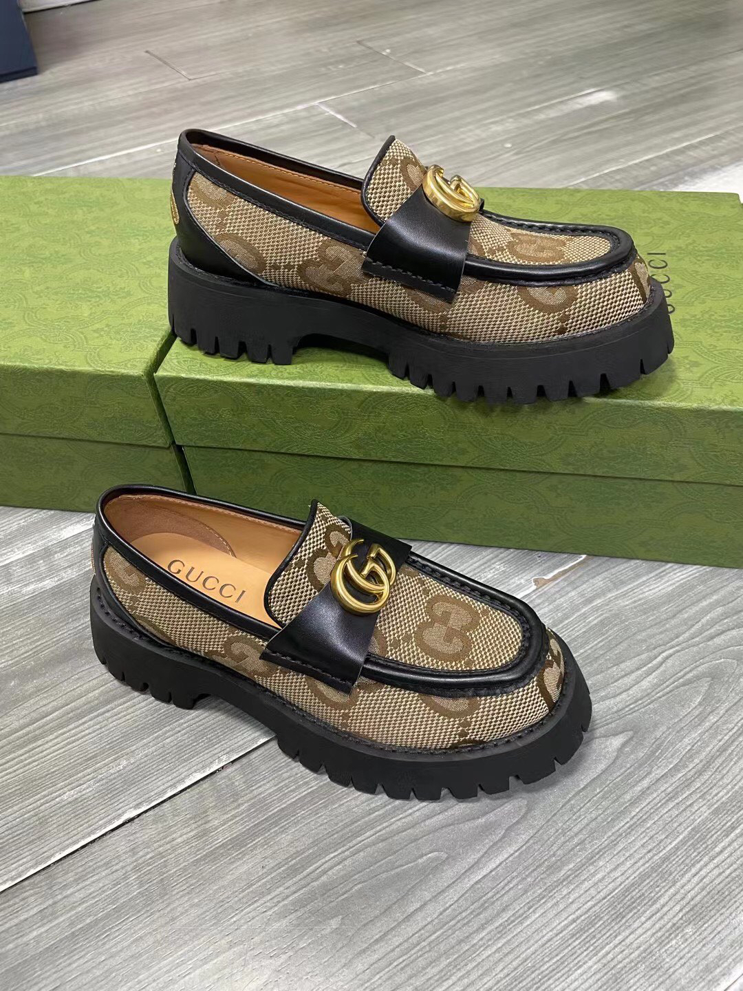 Gucci women's leather shoes-87