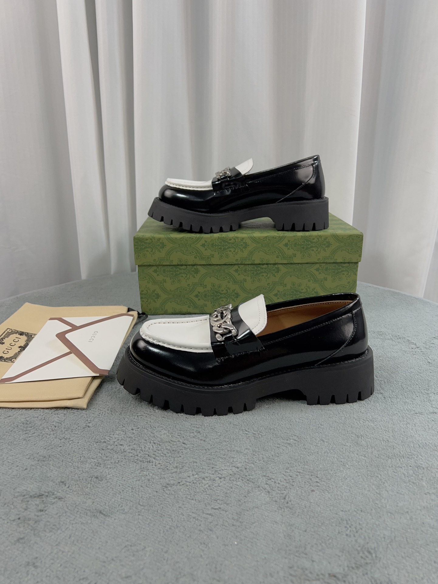 Gucci women's leather shoes-107