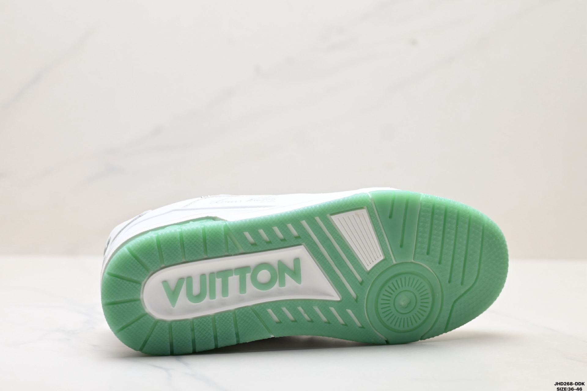 Lv Sneakers-197