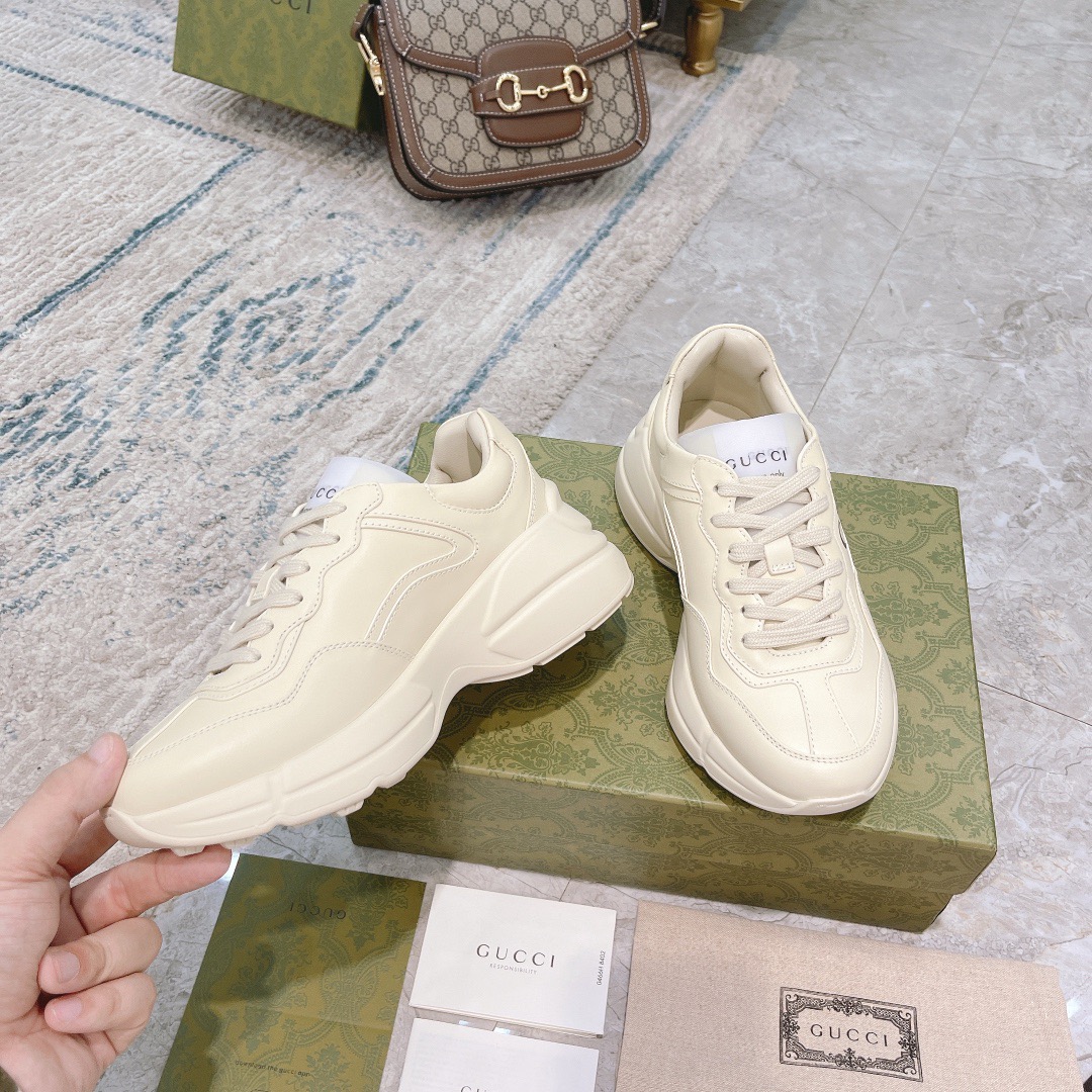 Gucci Sneakers-198