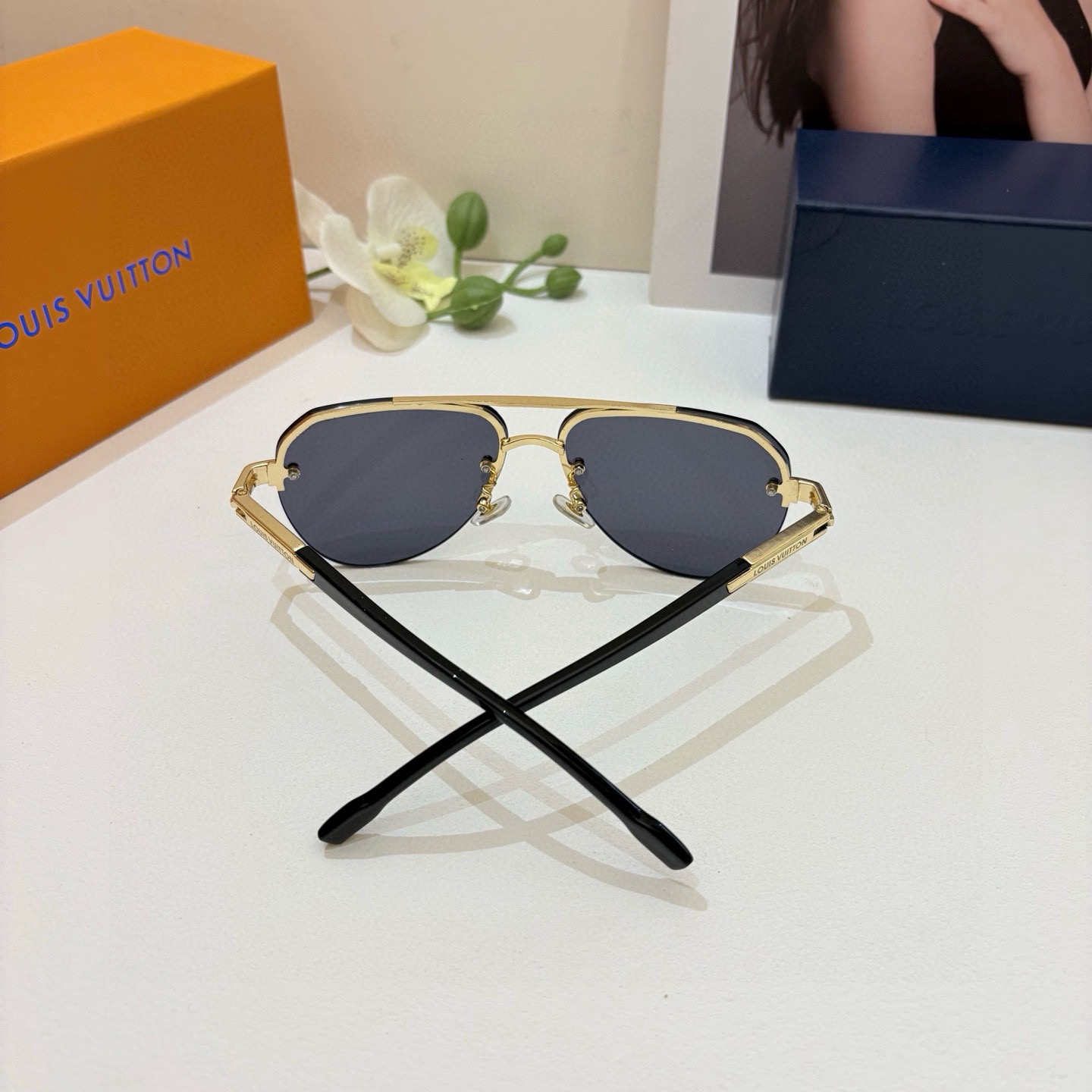 LV glasses-58