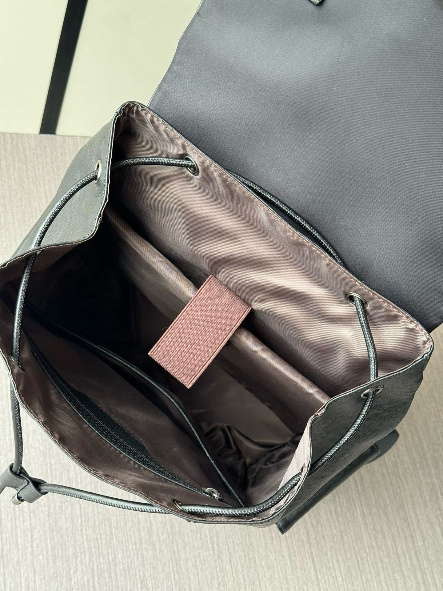 Prada bag-212