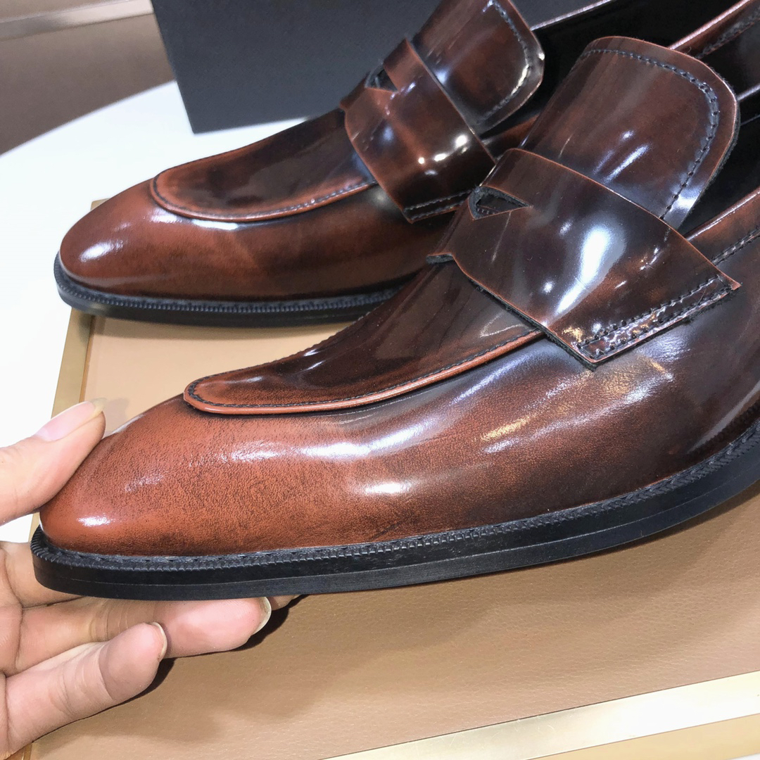 Prada men's leather shoes-44