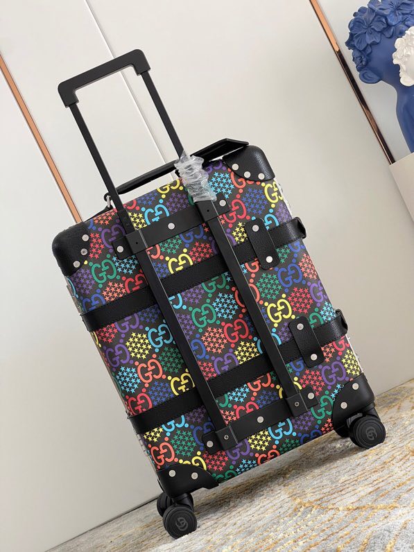 Gucci luggage-8