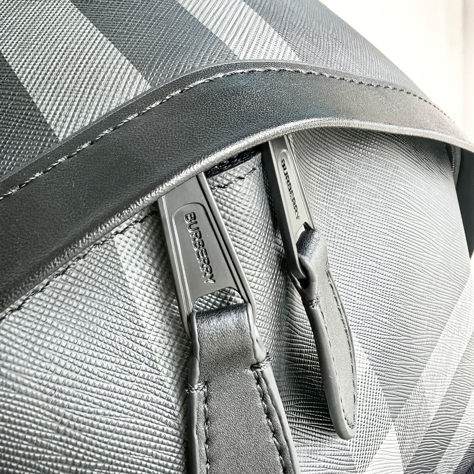 Burberry bag-130