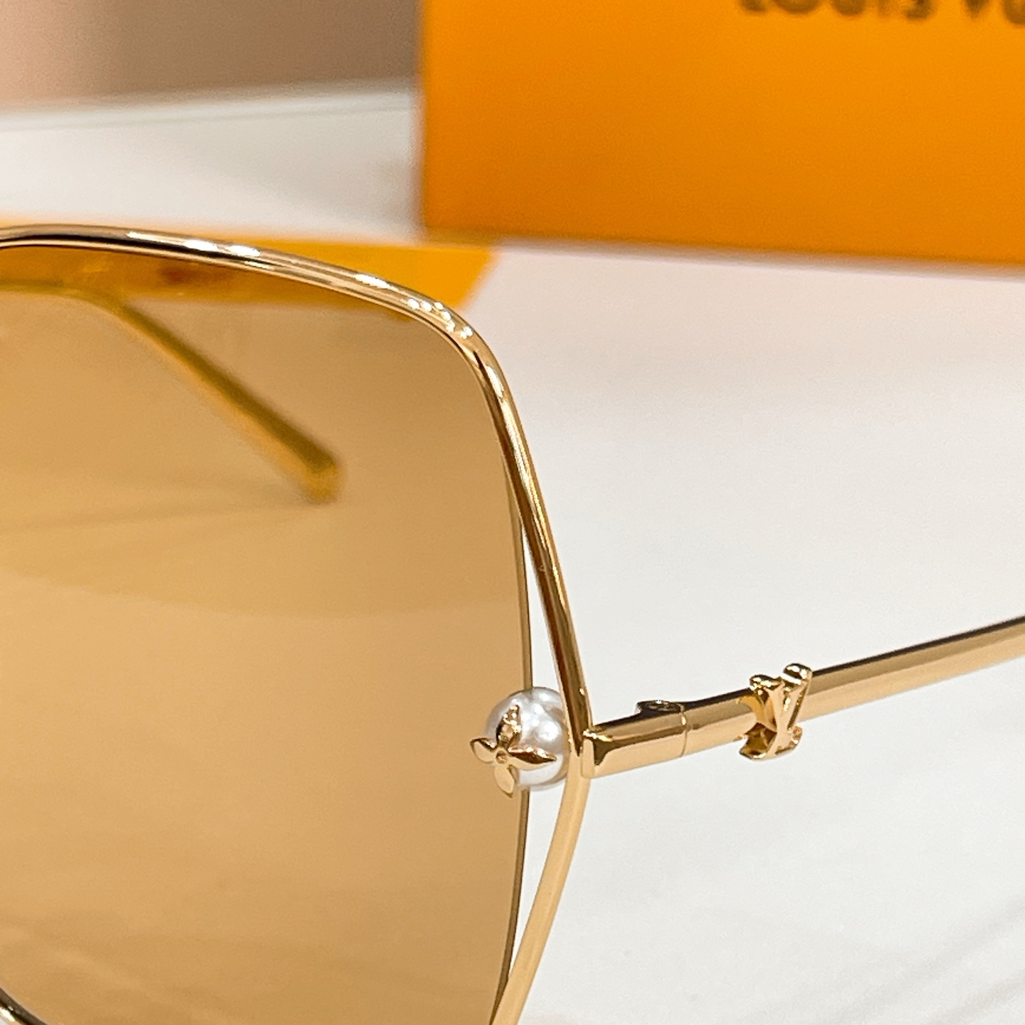 LV glasses-35