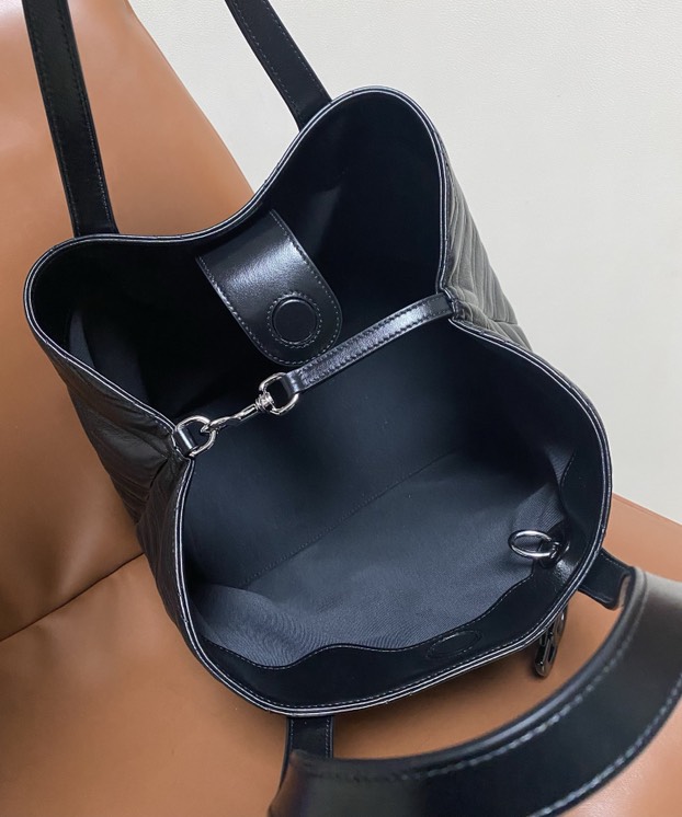 Gucci new bag-220
