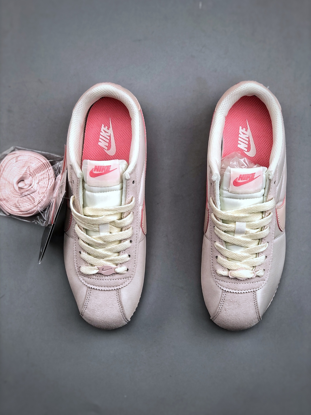 Nike Sneakers-319
