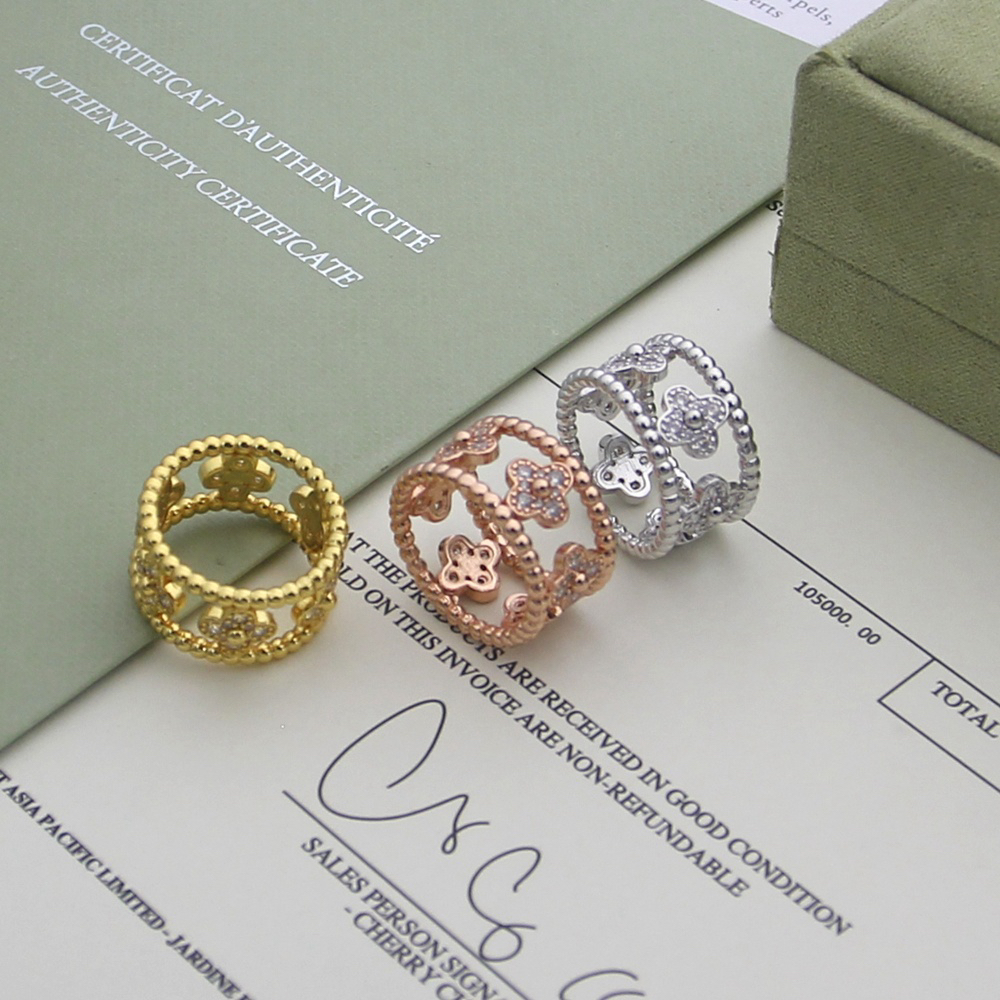 Van Cleef & Arpels ring-58