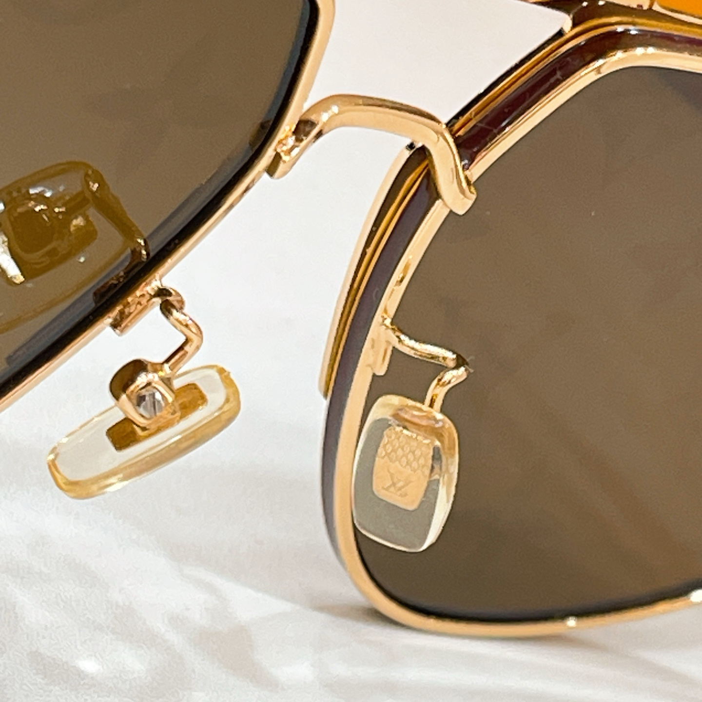 LV glasses-39