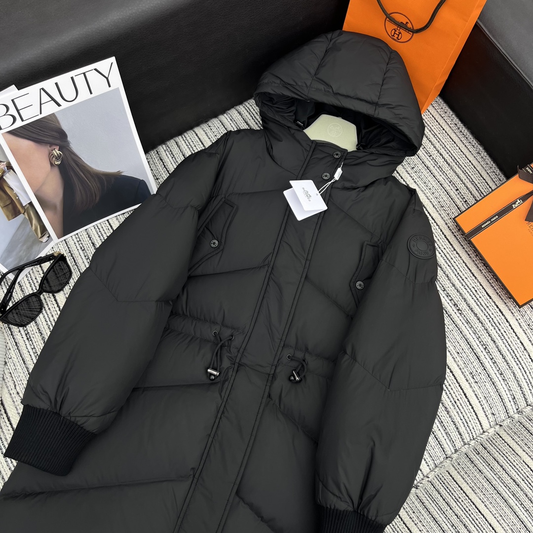 Hermes Clothing-338