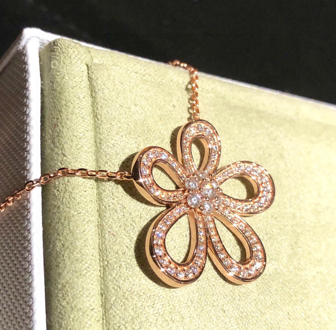 Van Cleef & Arpels necklace-65