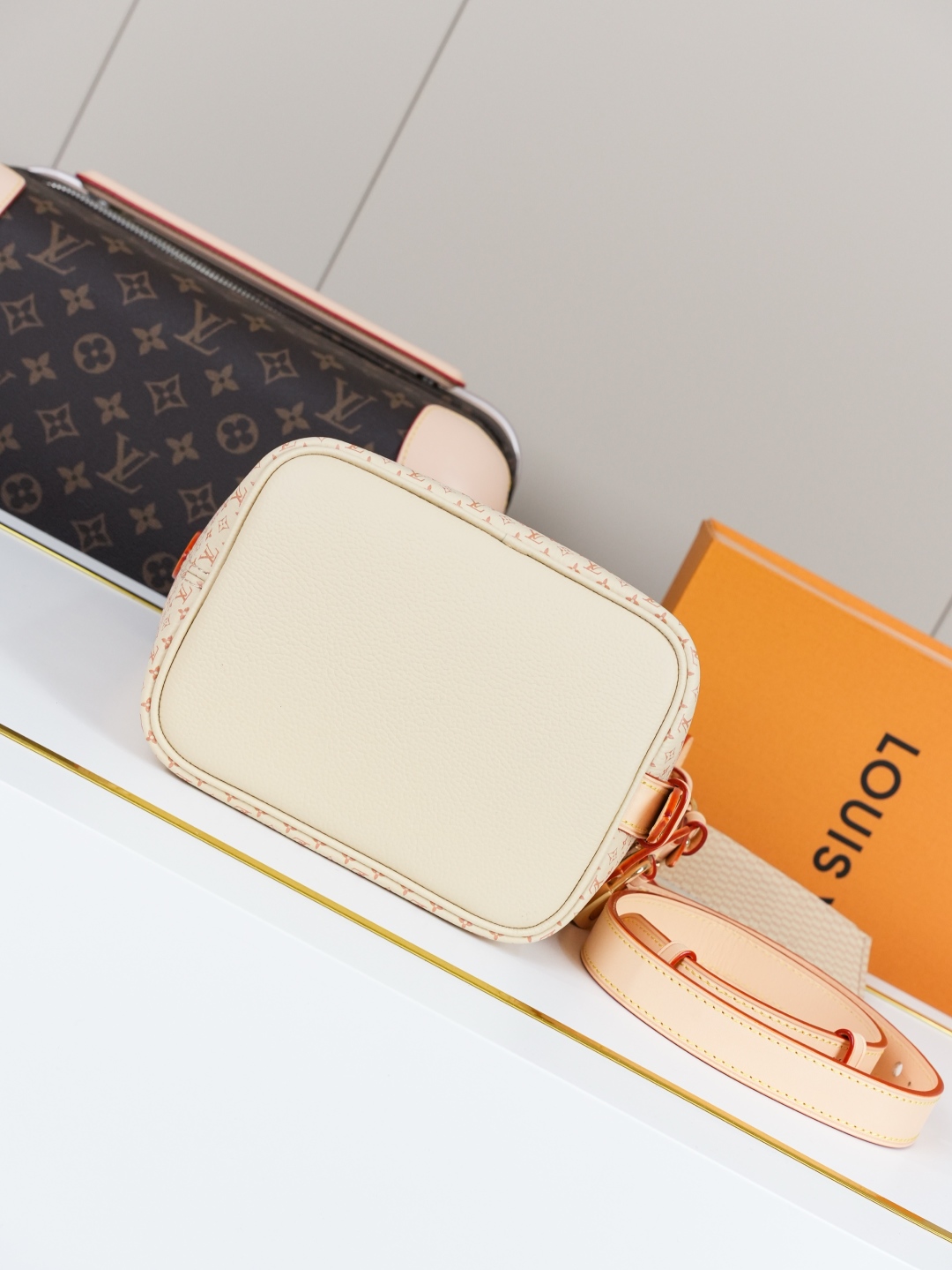 Louis Vuitton bag-66