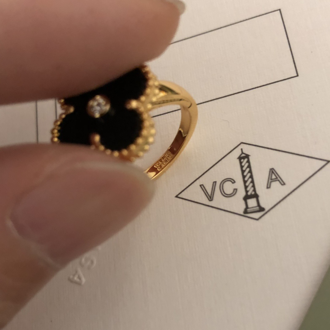 Van Cleef & Arpels ring-19