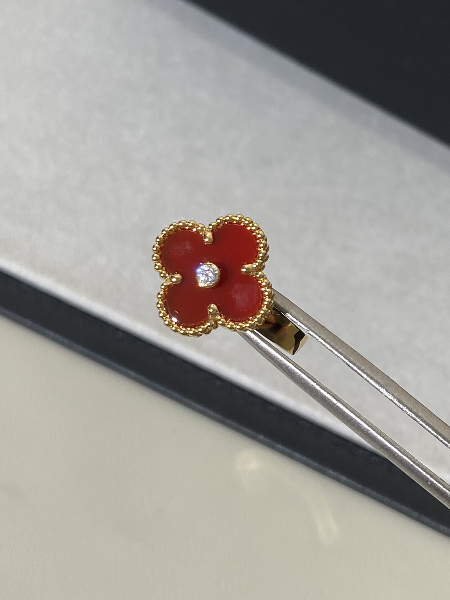 Van Cleef & Arpels ring-27